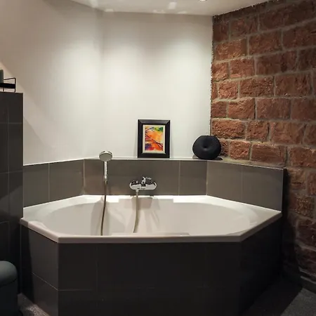 Appartement Ein Traum Im Turm, Historischer Wasserturm Worms